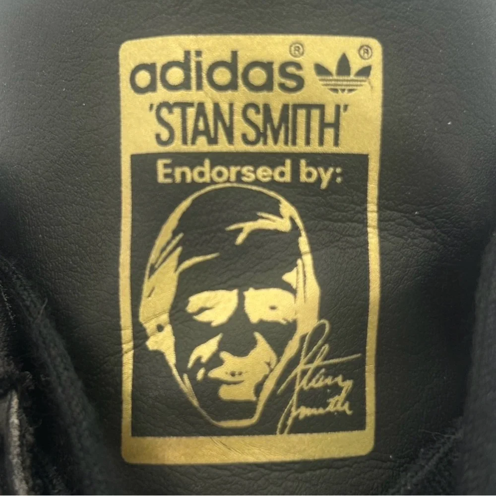 Adidas Stan Smith Kids 4.5 Black Gold Sneakers Fits Womens 6.5 Unisex Classic